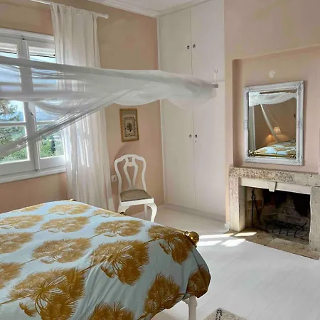 Wisteria Corfu ヴィラ ペラマ